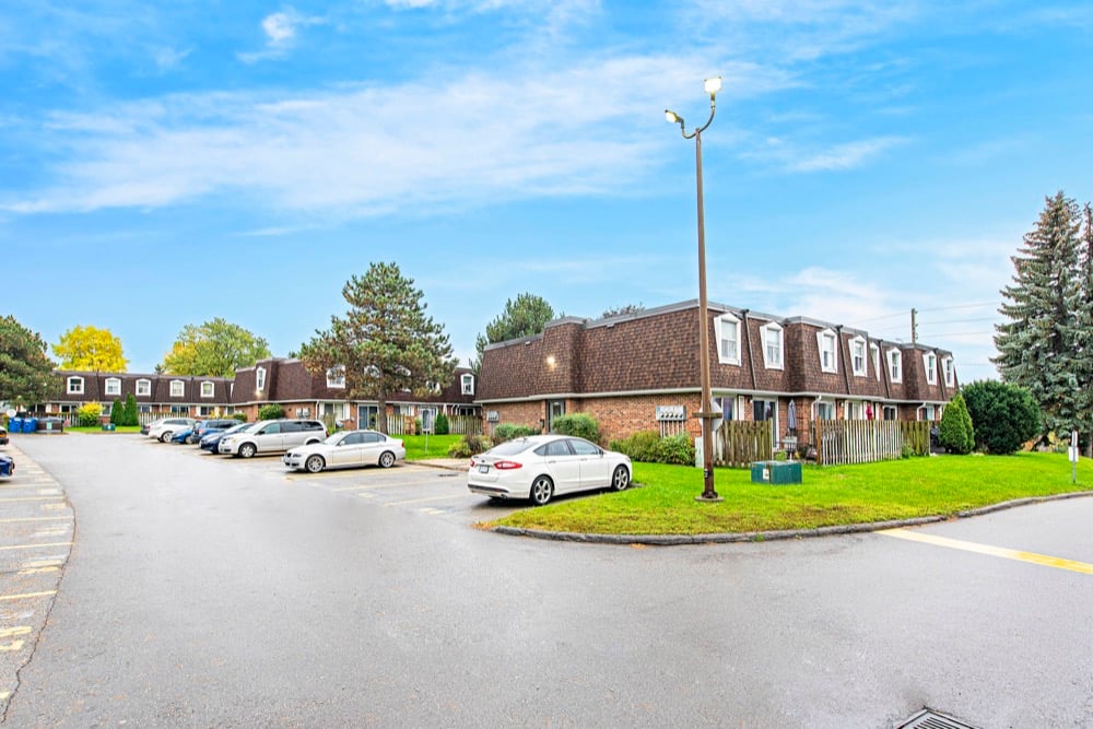 photo de la propriété pour le 896-926 Courtland Avenue East, Kitchener