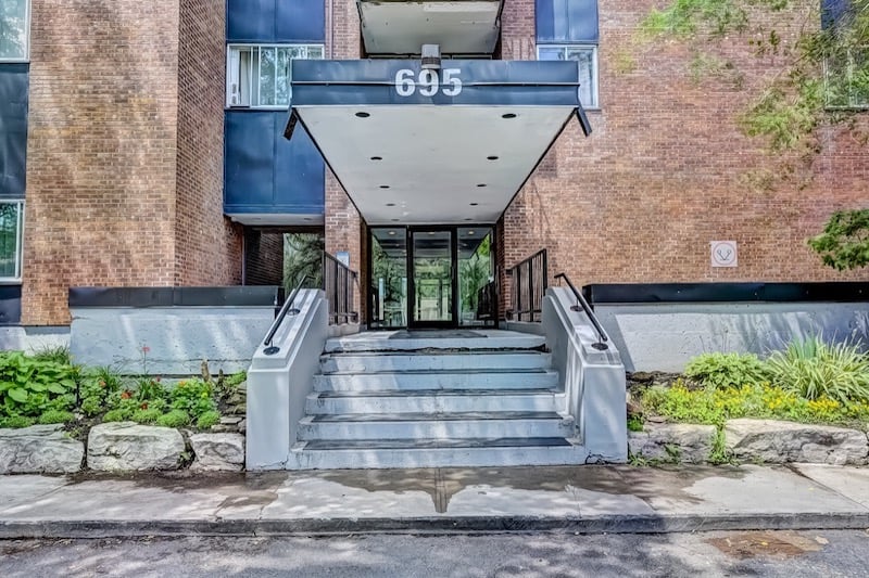 photo de la propriété pour le 101-300 Rue Joliette, Montréal - Longueuil