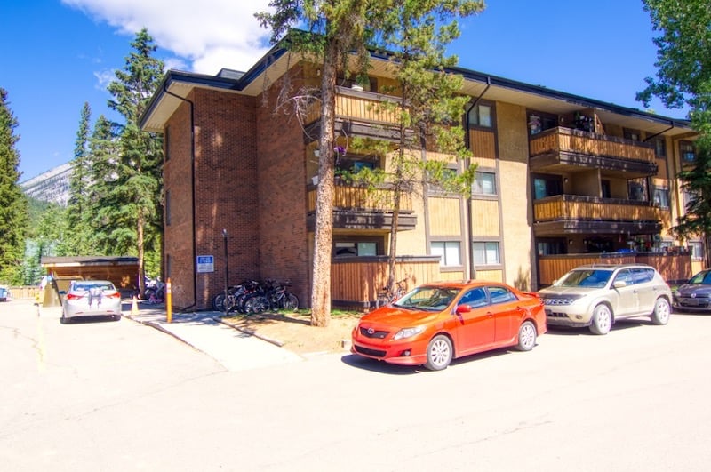 property photo for 555 Cougar Street, Banff