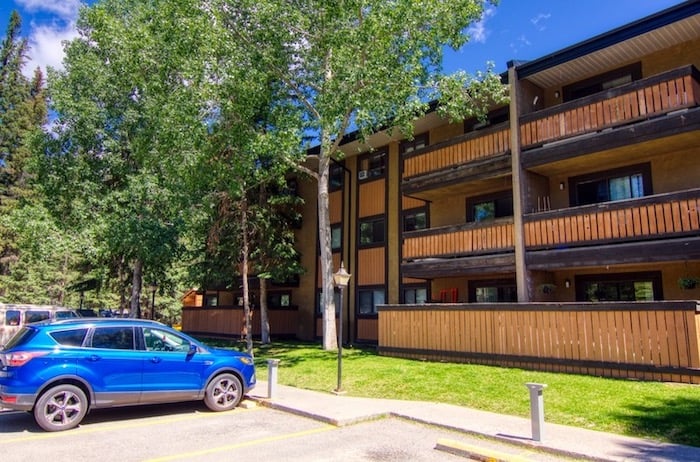 property photo for 555 Cougar Street, Banff