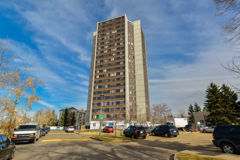 photo de la propriété pour le 12020 49 Ave. NW, St Albert