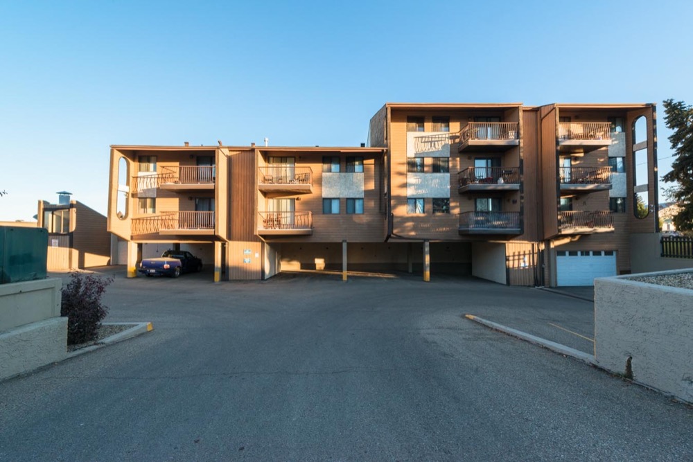 photo de la propriété pour le 3710 52 Ave., Red Deer