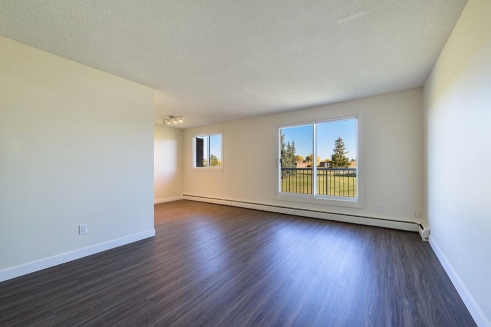 1 Bedroom Basement at Kew Place