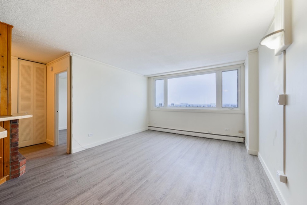 2 Bedroom at Kingsway Tower