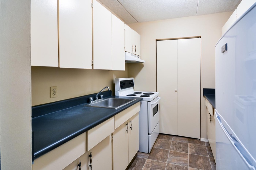 2 Bedroom Basement at Lockwood Arms Apartments