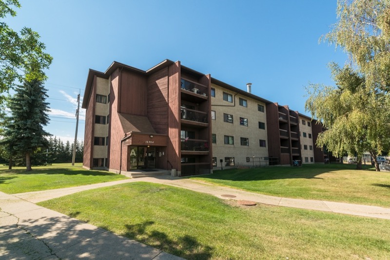 photo de la propriété pour le 16304 100 St. NW, St Albert