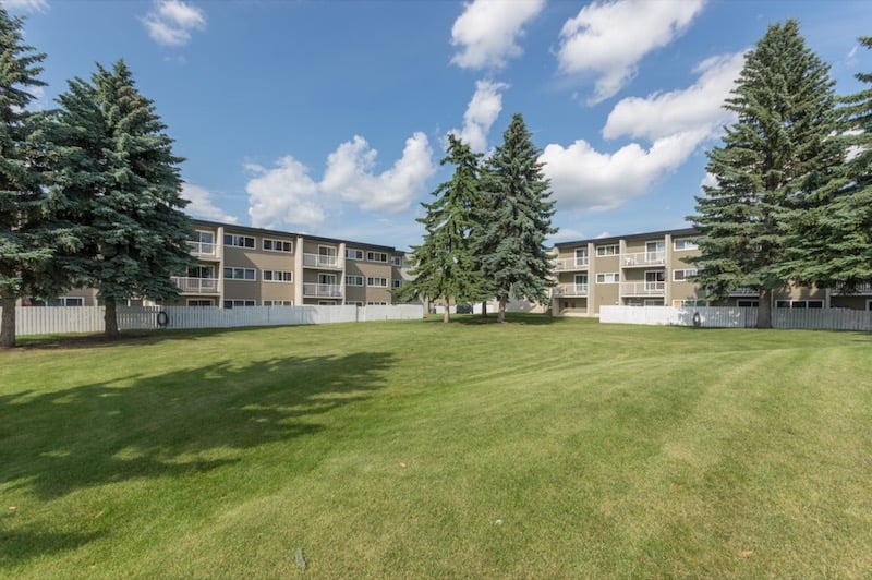 photo de la propriété pour le 14503 77 St. NW, Edmonton