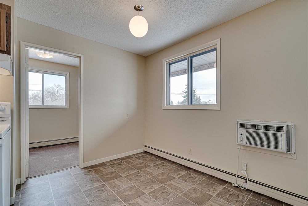 1 Chambre + Bureau at Stonebridge Apartments