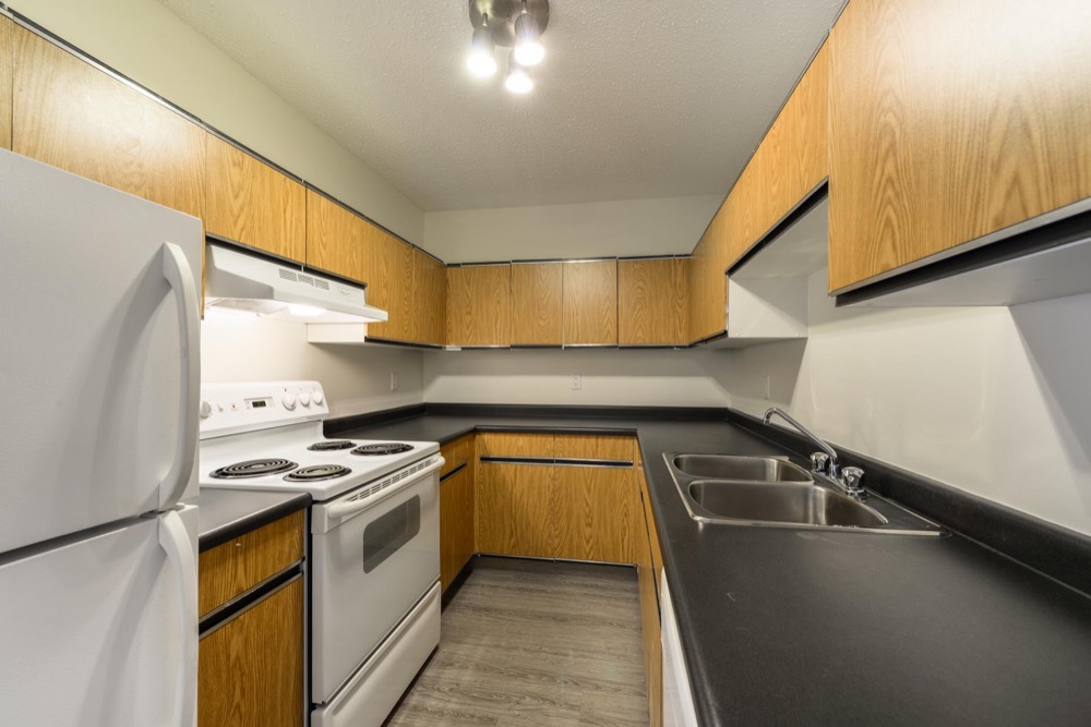 2 Bedroom at Warwick Apartments