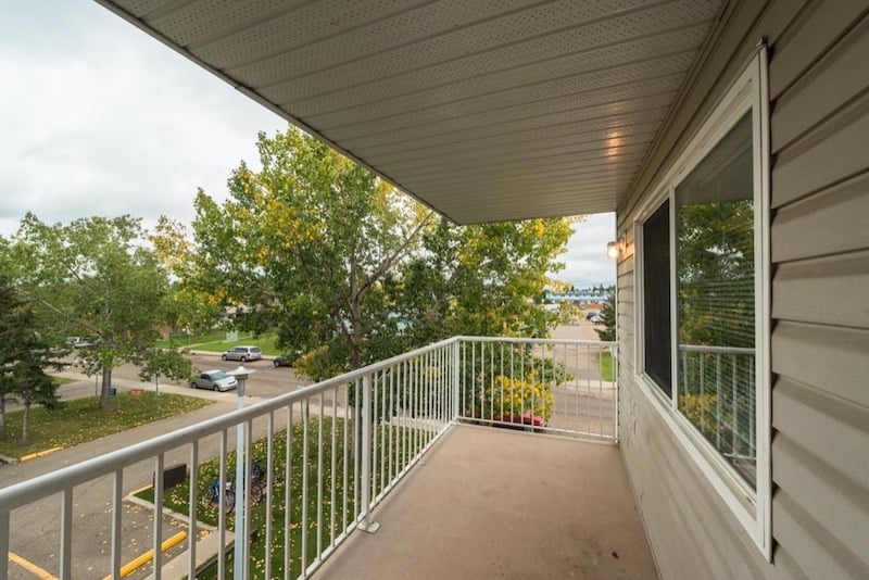 photo de la propriété pour le 8905 184 St. NW, Edmonton