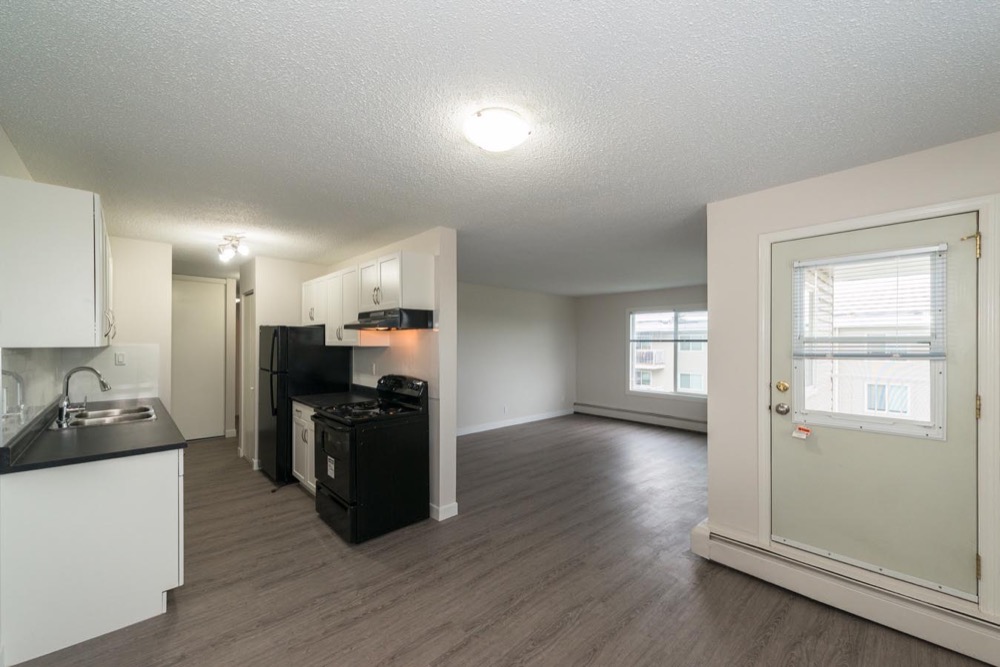 3 Bedroom Premium at West Edmonton Court